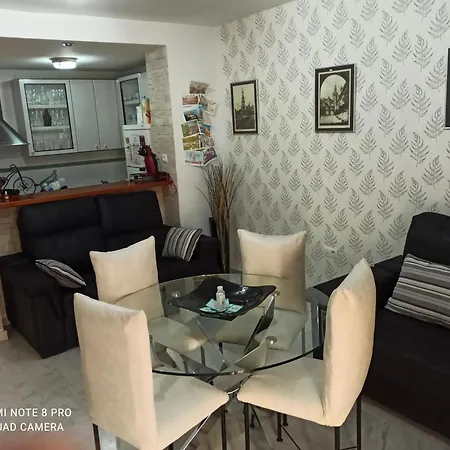 Calle José Payán Nº 28, 1º B Apartamento Camas
